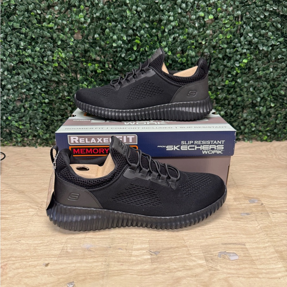 Skechers Work Relaxed Fit Cessnock - M9.5 - Picture 1 of 11